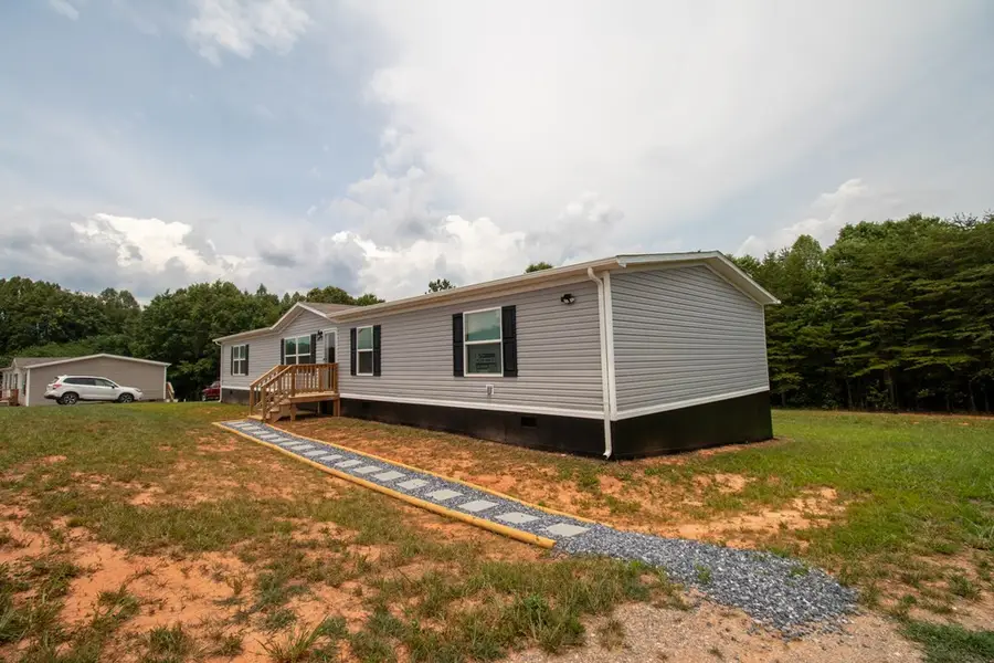 607 Willow Green Ln, Spencer, VA 24165 - #2