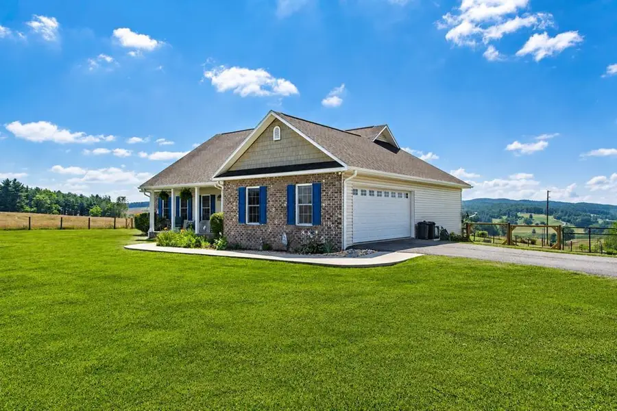 12 Crestwood Drive, Galax, VA 24333 - #2