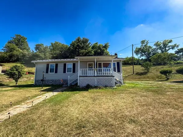1019 Ramsey Mountain Rd, Max Meadows, VA 24360