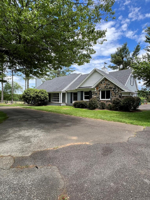 109 Winding Way Rd, Galax, VA 24333