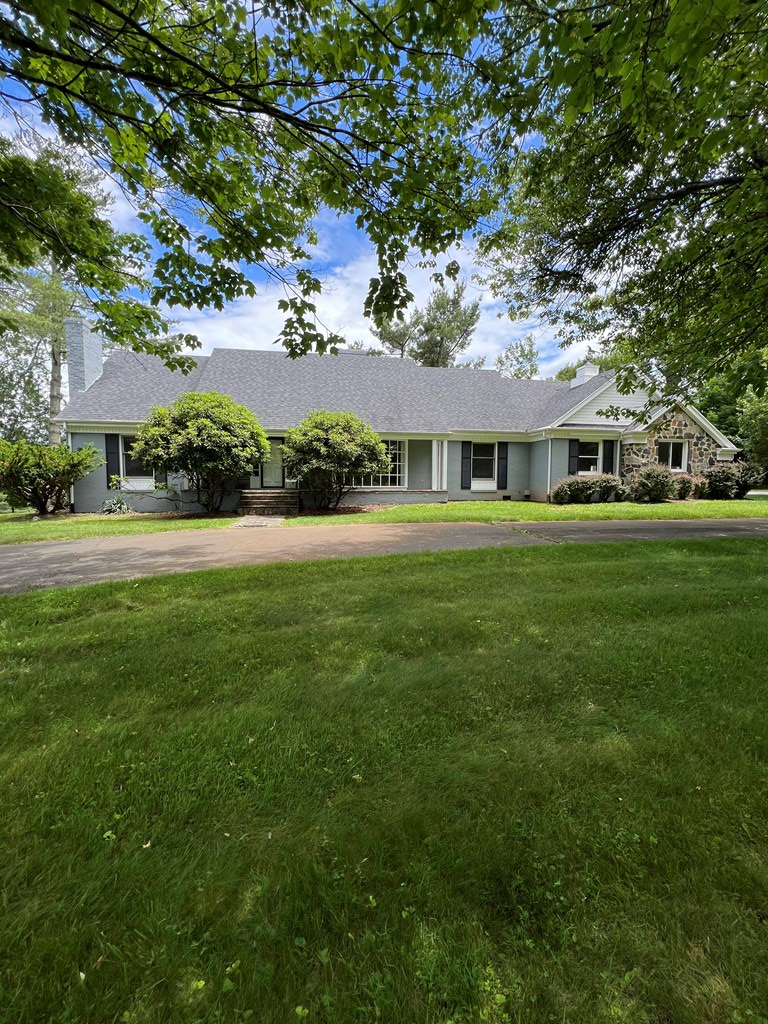109 Winding Way Rd, Galax, VA 24333 - #3