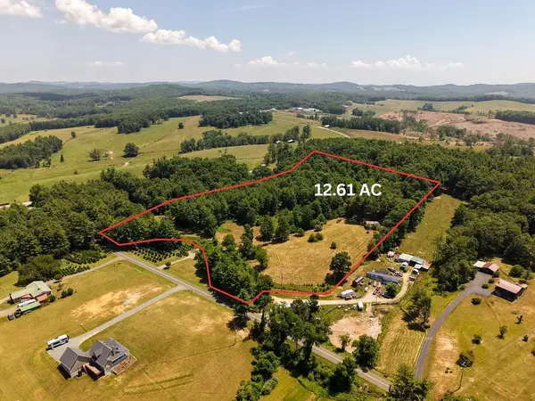 2320 Snow Hill Road, Galax, VA 24333