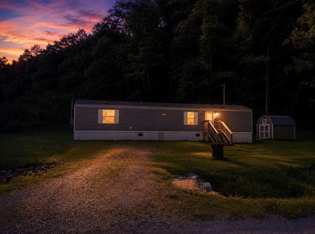 35 Thompson Creek Rd, Honaker, VA 24260 - #1
