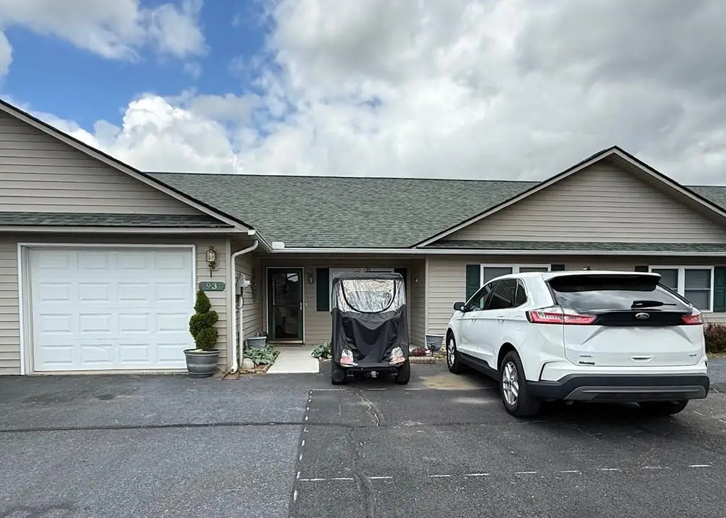 93 FAIRWAY VILLA DR, Fancy Gap, VA 24328-2770 - #1