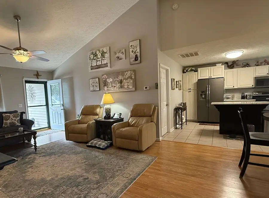 93 FAIRWAY VILLA DR, Fancy Gap, VA 24328-2770 - #3