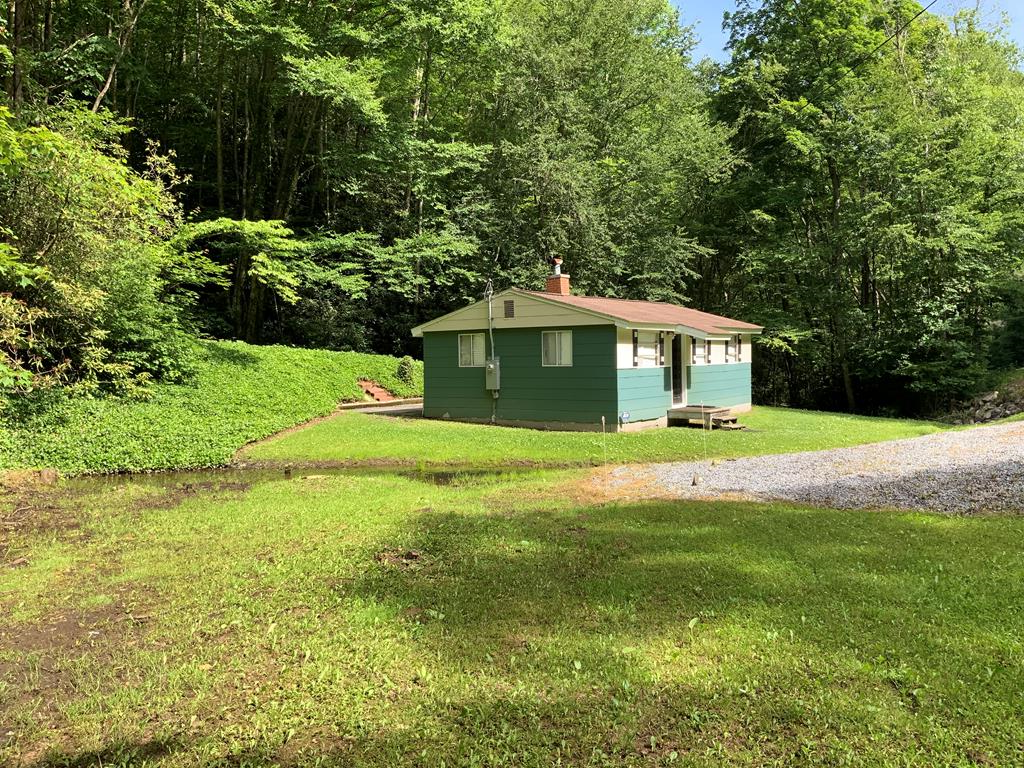 1418 Nicks Creek Rd., Atkins, VA 24311 - #1