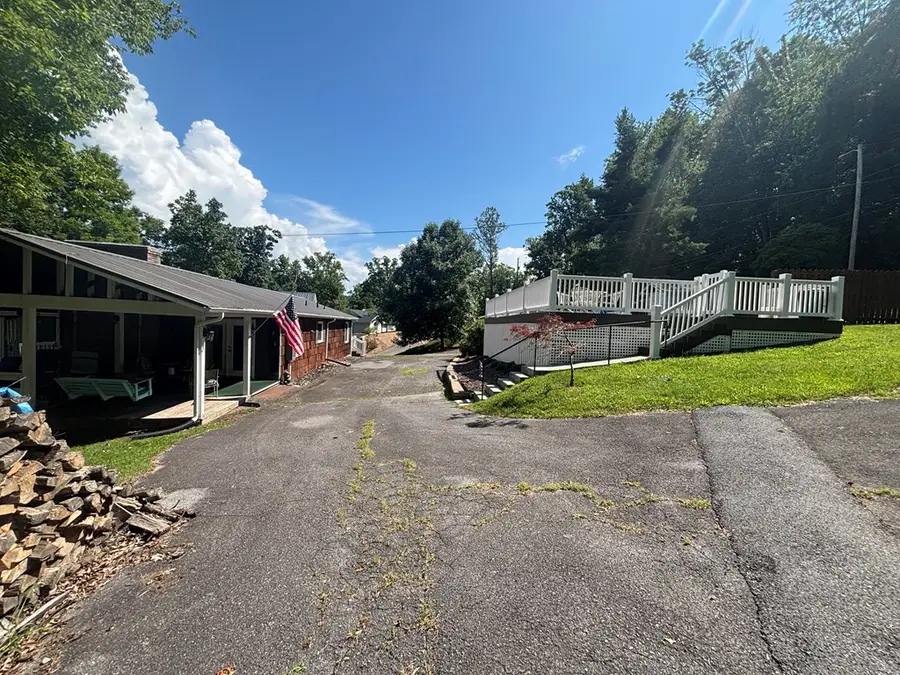 23105 Montego Bay Rd, Abingdon, VA 24211 - #3