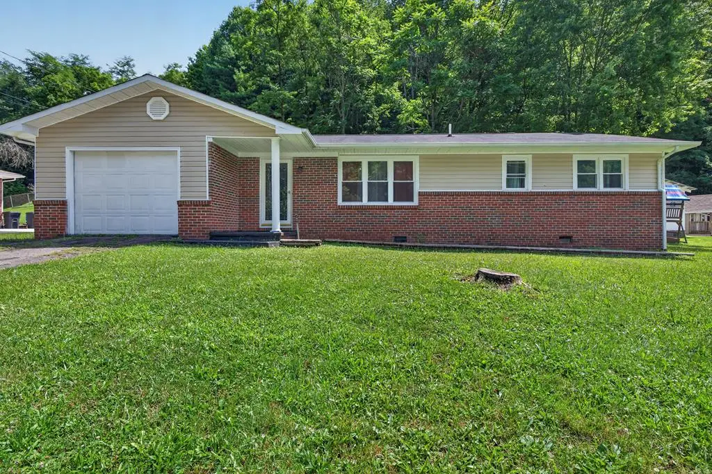 168 Country Oaks Drive, Honaker, VA 24260 - #1