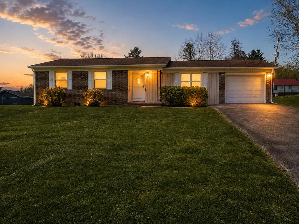 305 King Street, North Tazewell, VA 24630 - #1