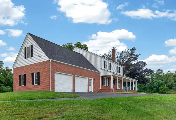 746 Main St., Hillsville, VA 24343