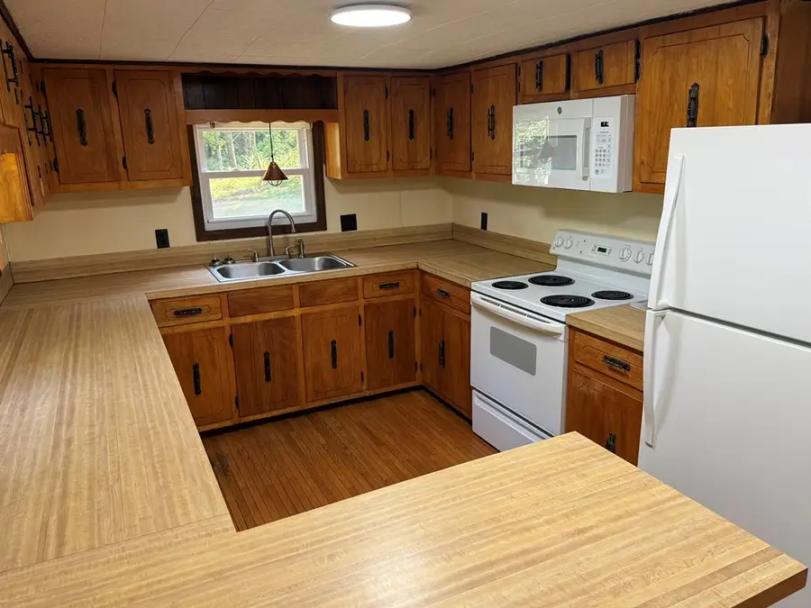 1269 Crown Ridge Rd, Galax, VA 24333 - #3