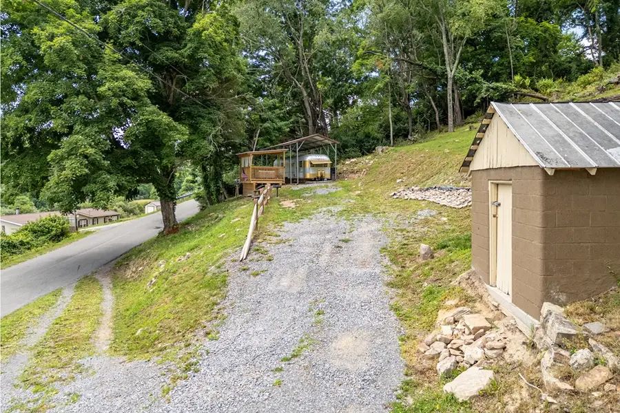 1401 Main St., Bland, VA 24315 - #2