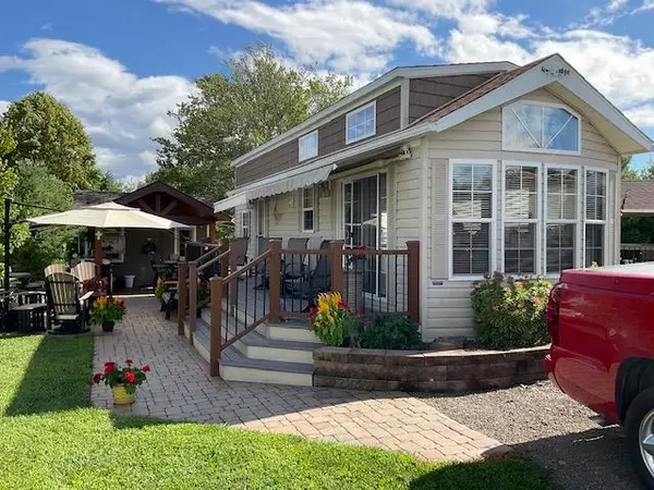 2330 Edmonds Rd, Galax, VA 24333