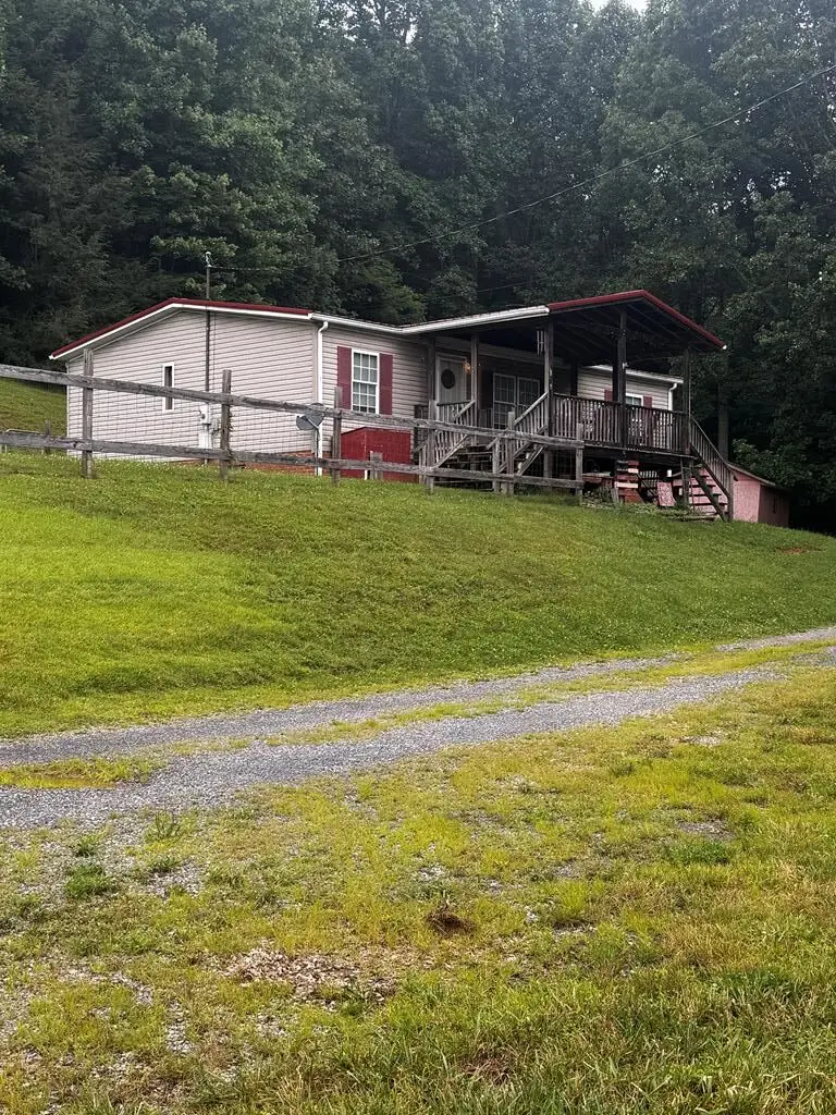 819 CROWE HOLLOW RD, Atkins, VA 24311 - #1