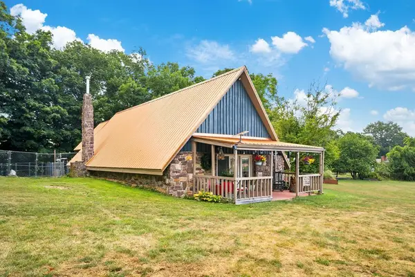 3516 Lee Hwy, Max Meadows, VA 24360