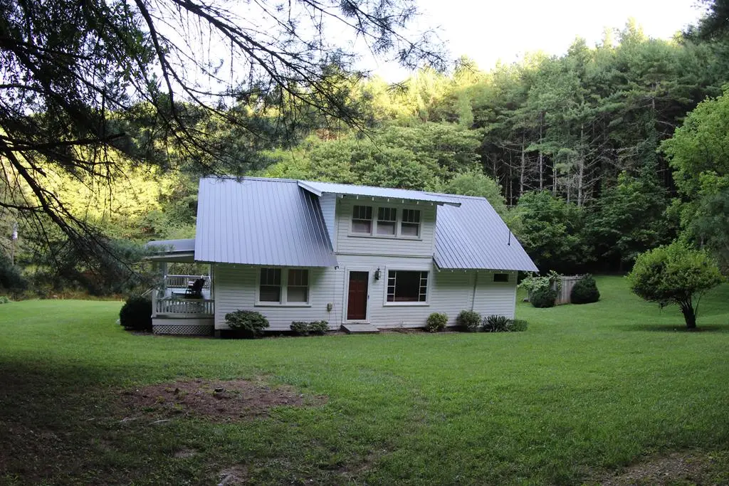 1190 Sutphintown Rd, Dugspur, VA 24325 - #1