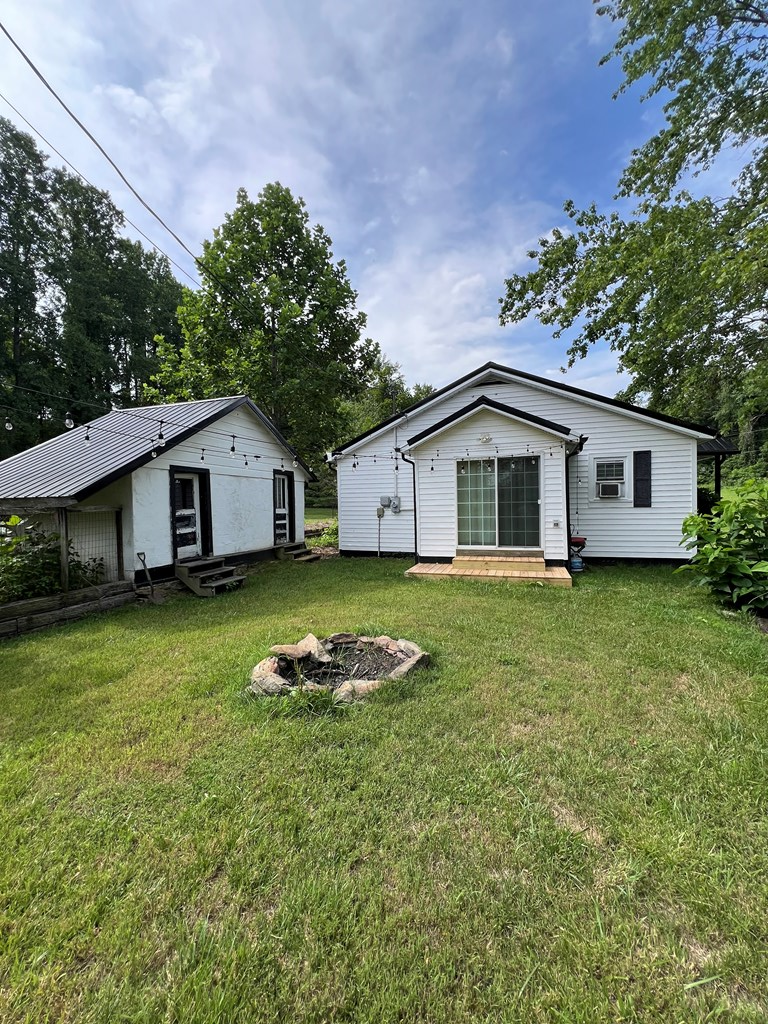 514 Chestnut Drive, Galax, VA 24333 - #3