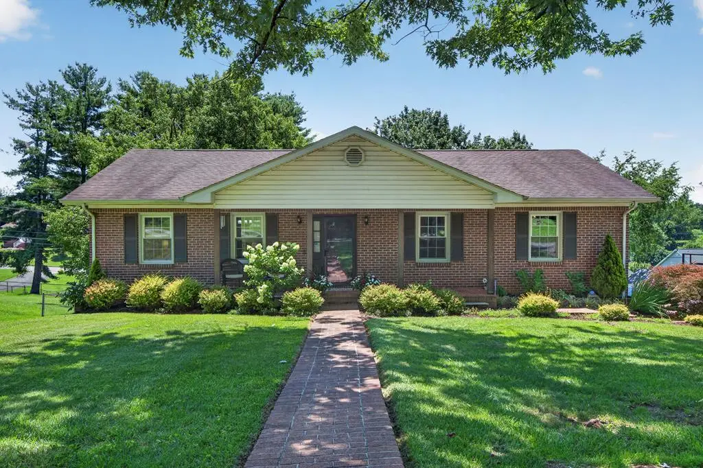 1140 Hillview Dr, Abingdon, VA 24210 - #1