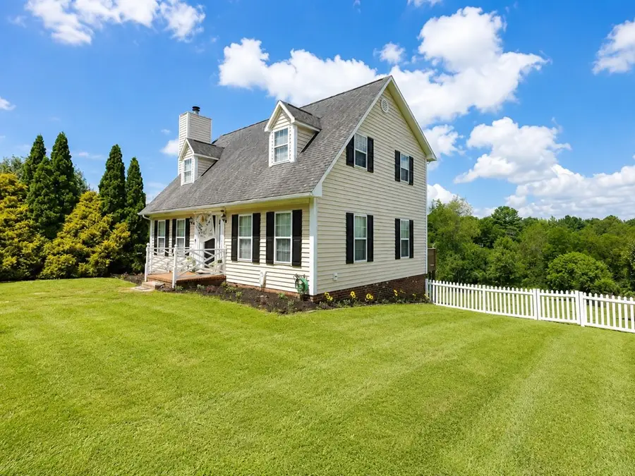 108 Deerfield Circle, Galax, VA 24333 - #3