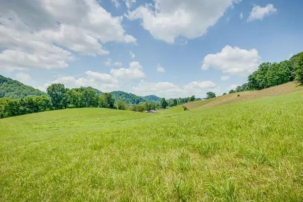 TBD Call Valley Road, Swords Creek, VA 24649