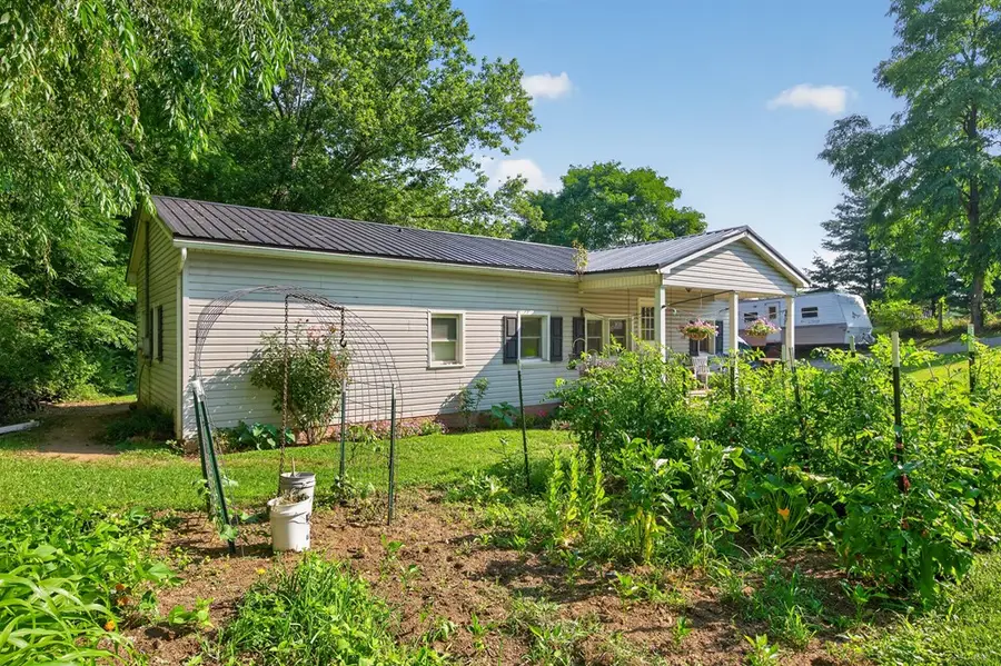435 Lots Gap Rd, Max Meadows, VA 24360 - #3