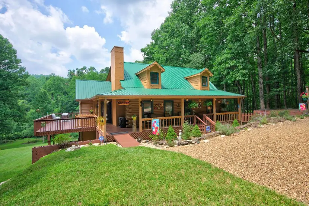 388 Southern View Trl, Fancy Gap, VA 24328 - #1