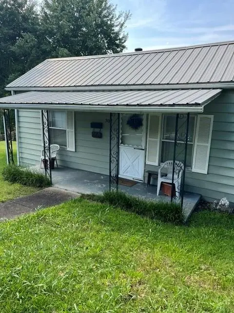 307 B Street SE, Abingdon, VA 24210 - #2