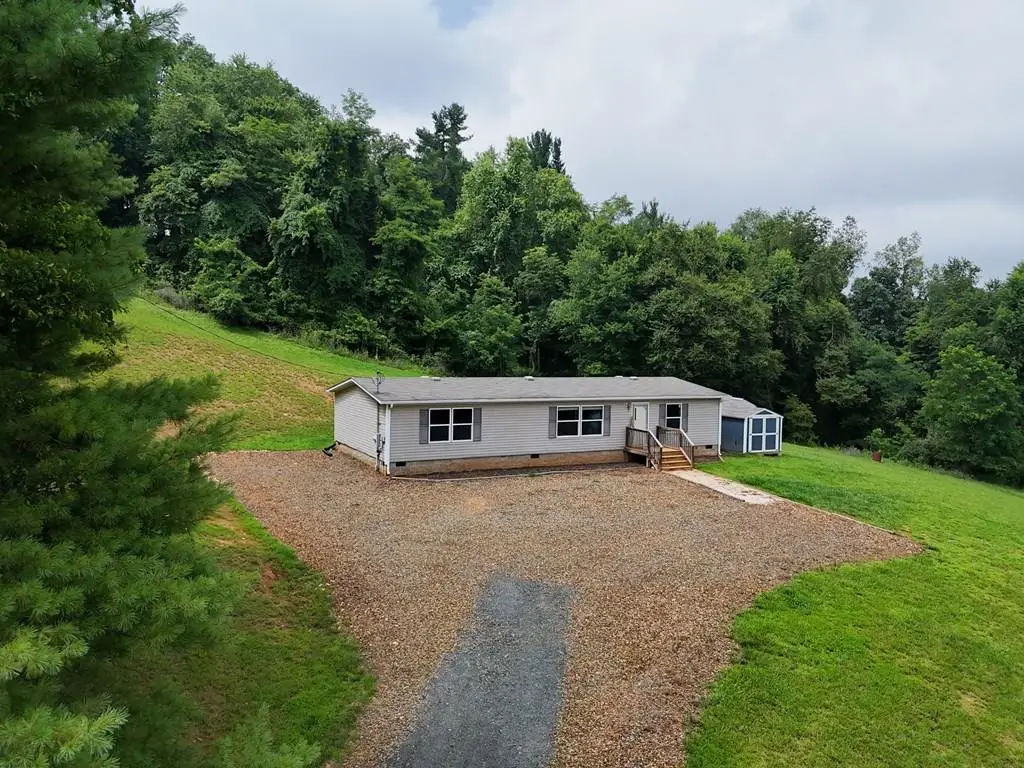 3767 Franklin Pike, Floyd, VA 24091 - #1