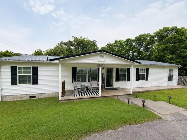 3095 Redbud Hwy, Honaker, VA 24260