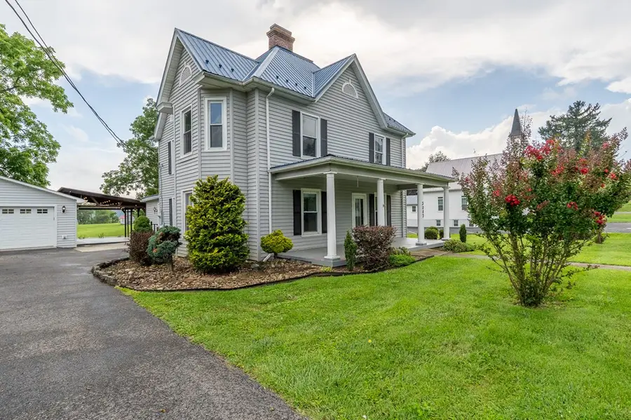 3083 Greenbriar Road, Draper, VA 24324 - #2