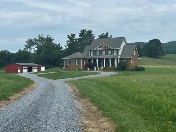 32029 Hillman Highway, Glade Spring, VA 24340