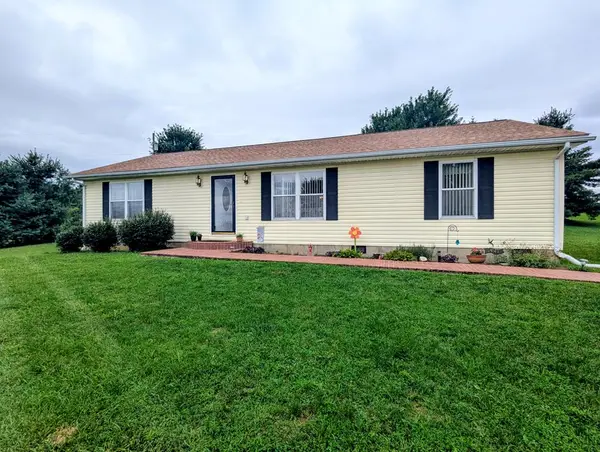 213 Smith Farm Rd, Check, VA 24072