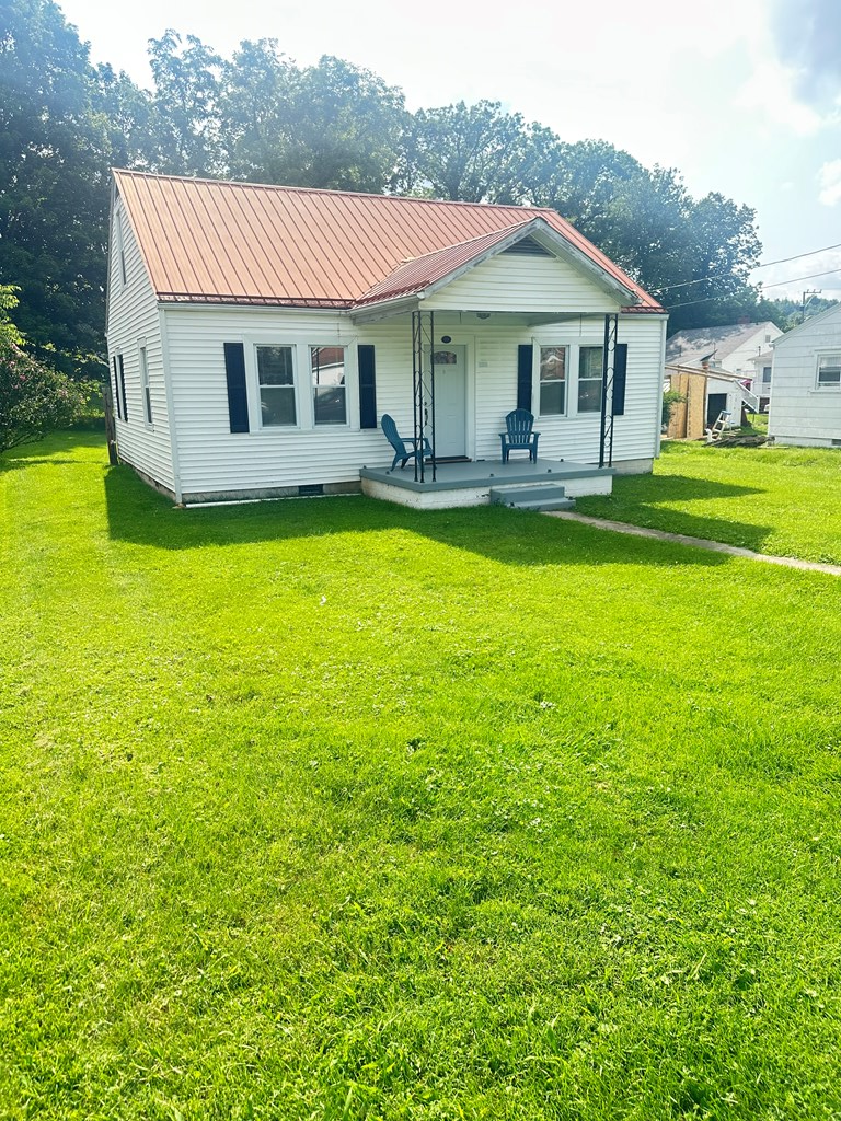 155 Payne Street, Tazewell, VA 24651 - #2