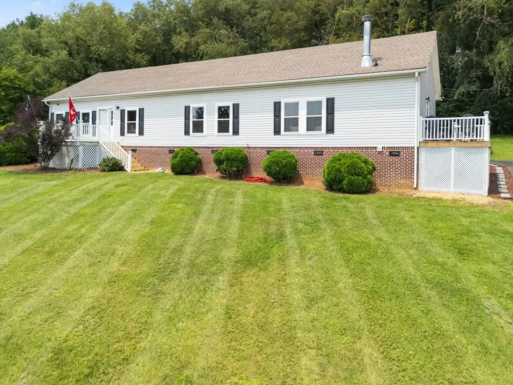 216 Richmond Ave, Rural Retreat, VA 24368 - #1