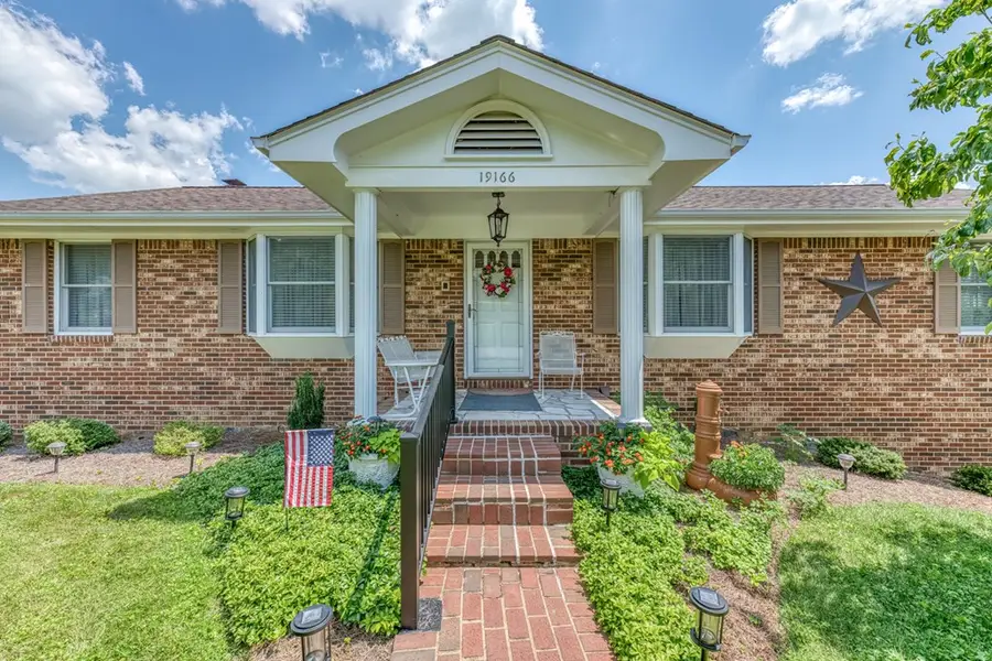 19166 Stone Mountain Rd, Abingdon, VA 24210 - #2
