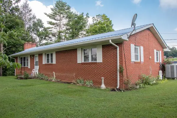 863 V I Ranch Road, Bristol, TN 37620
