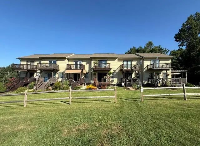 672 Evergreen Trail, Fancy Gap, VA 24328 - #1