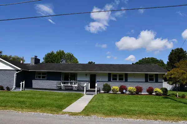 305 Birch Lane, Cedar Bluff, VA 24609