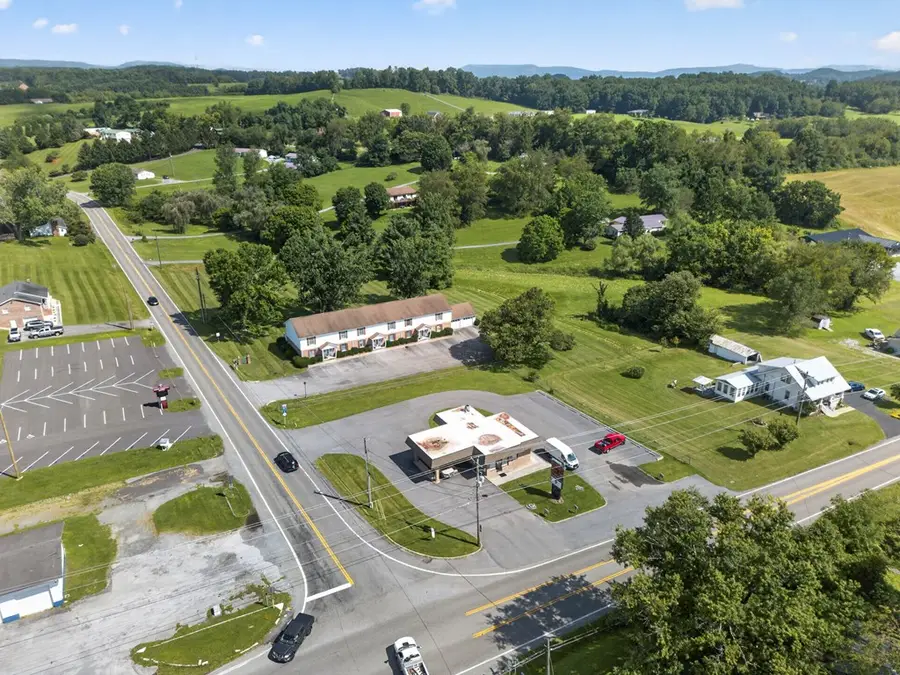 15295 Enterprise Drive, Abingdon, VA 24211 - #3