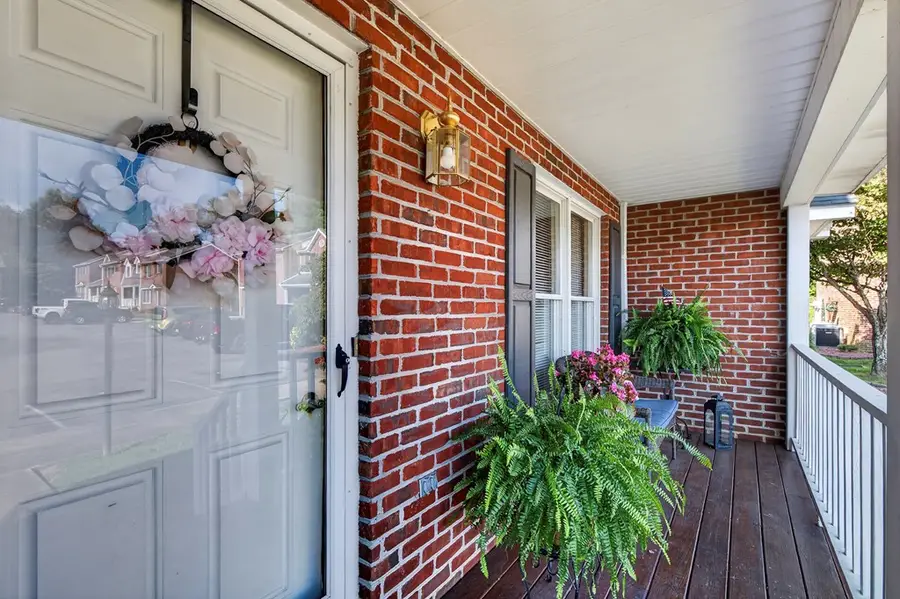 805 Edgemont North St NE Unit D, Abingdon, VA 24210 - #3