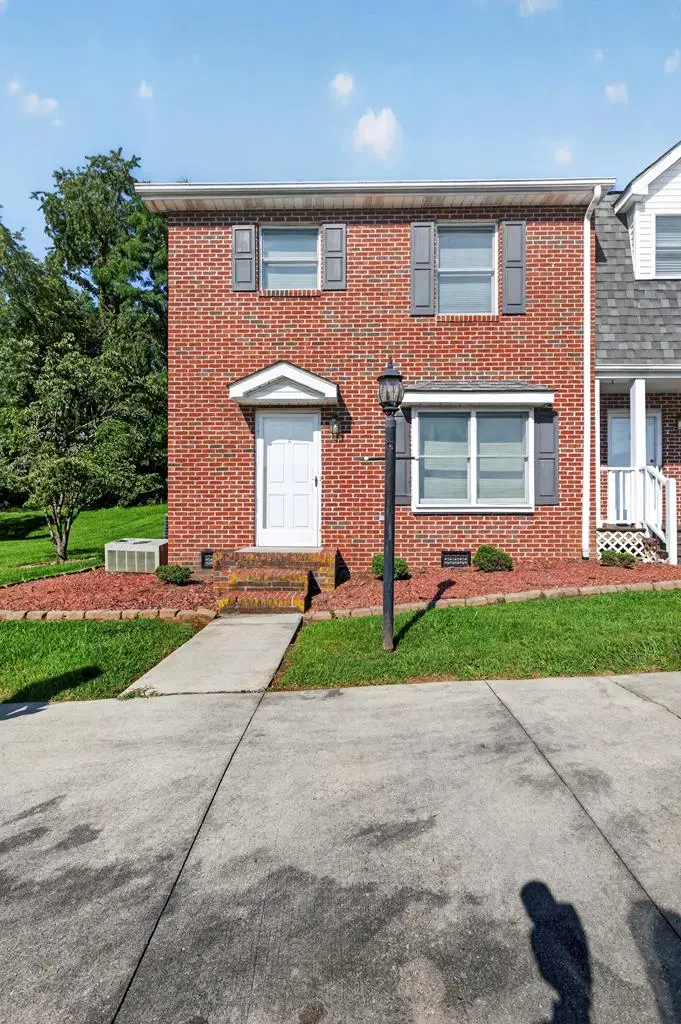 803 Edgemont North St NE Apt A, Abingdon, VA 24210 - #1