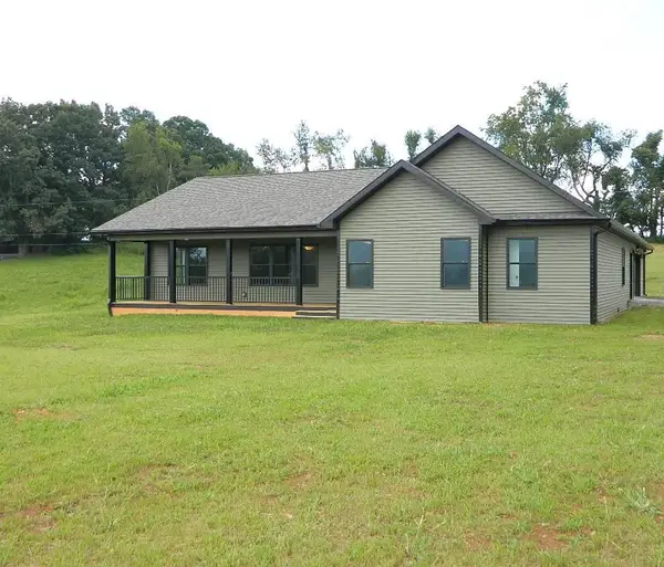 939 Cherokee Lane, Chilhowie, VA 24319