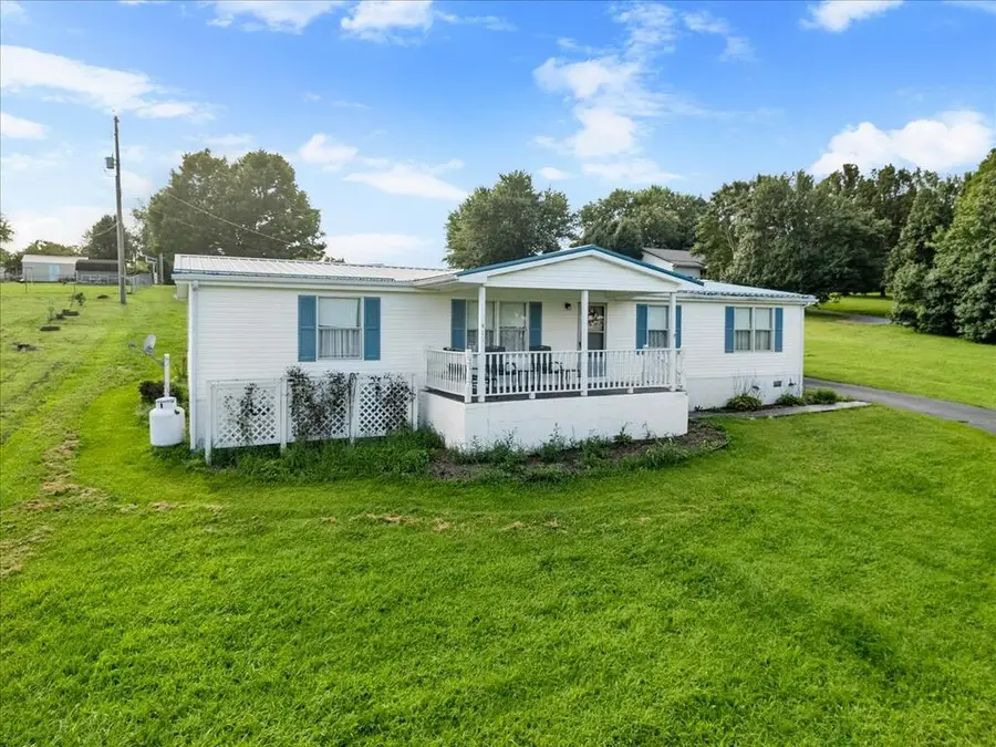 411 Chinquapin Avenue, Rural Retreat, VA 24368 - #3