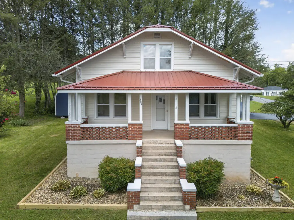 201 Randolph St, Bristol, VA 24201 - #1