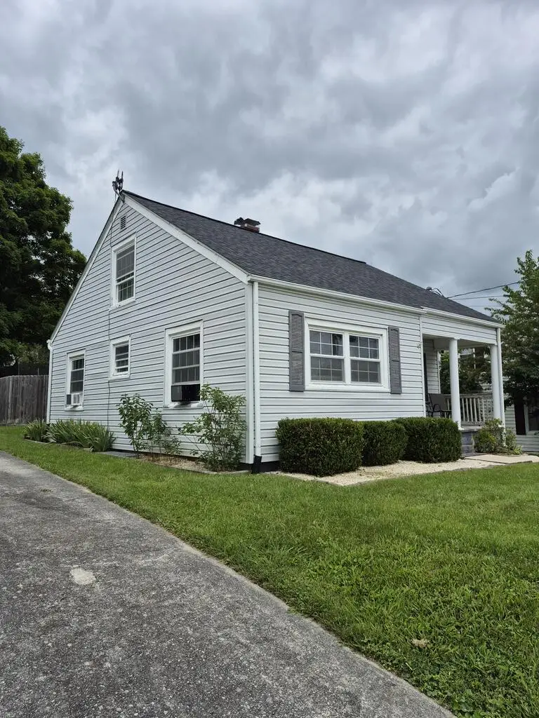 560 Spiller St, Wytheville, VA 24382 - #3