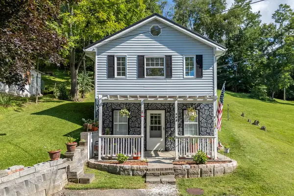 162 Orchard St, North Tazewell, VA 24630
