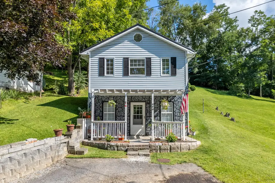 162 Orchard St, North Tazewell, VA 24630 - #2