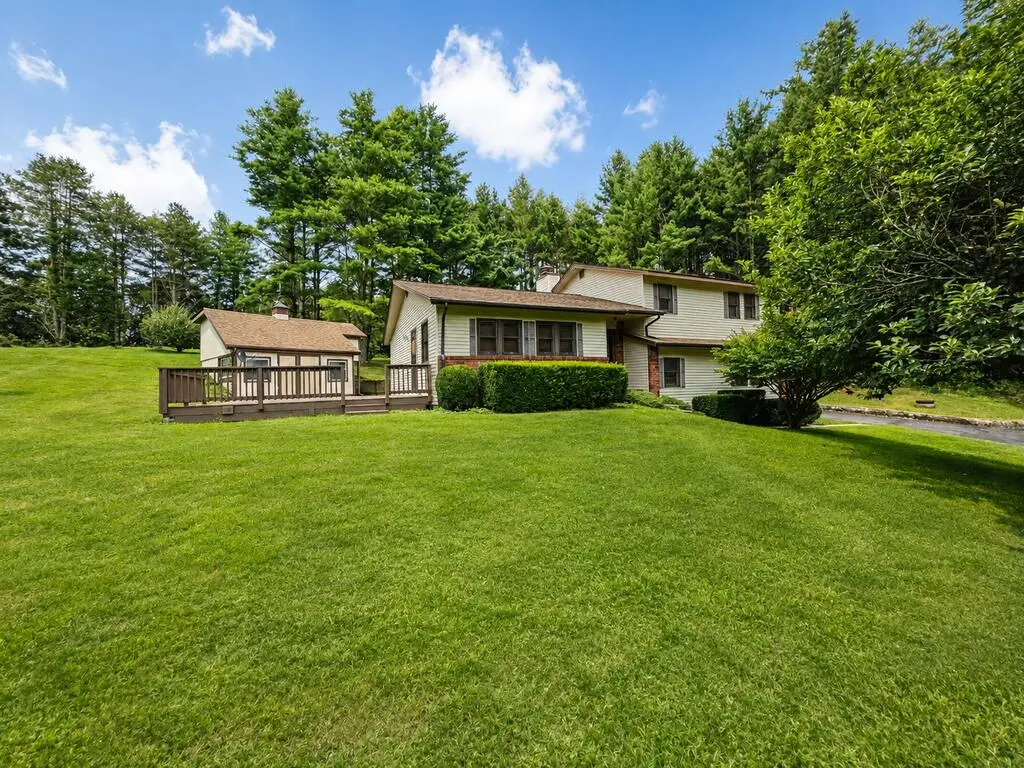 1324 Ripshin Rd, Troutdale, VA 24378 - #1