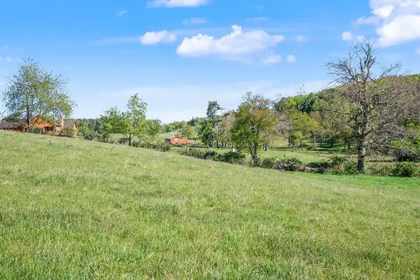 1370 Graysville Road SE, Copper Hill, VA 24079