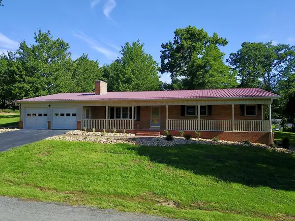 395 Shady Square, Galax, VA 24333